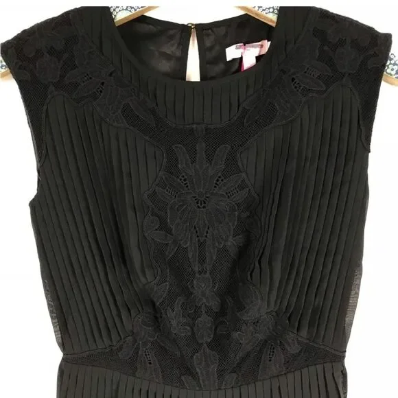 Ted Baker London ‘Saskiah’ black pleated dress (TB size 2/US size 6) in EUC - Picture 4 of 8